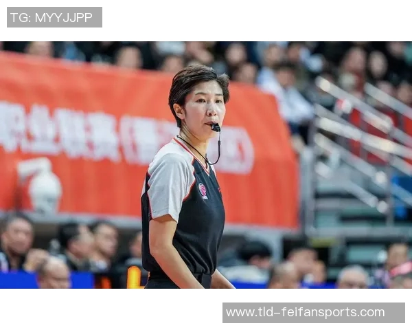 3.7秒3次误判!京军一战暴露CBA裁判职业化大问题 3.7秒3次误判!京军一战暴露CBA裁判职业化大问题